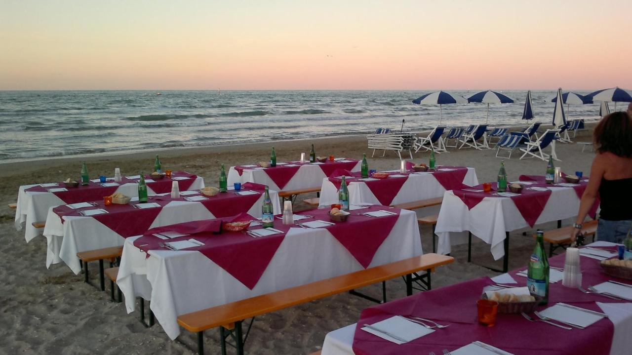 Hotel Miramare Marotta Dış mekan fotoğraf